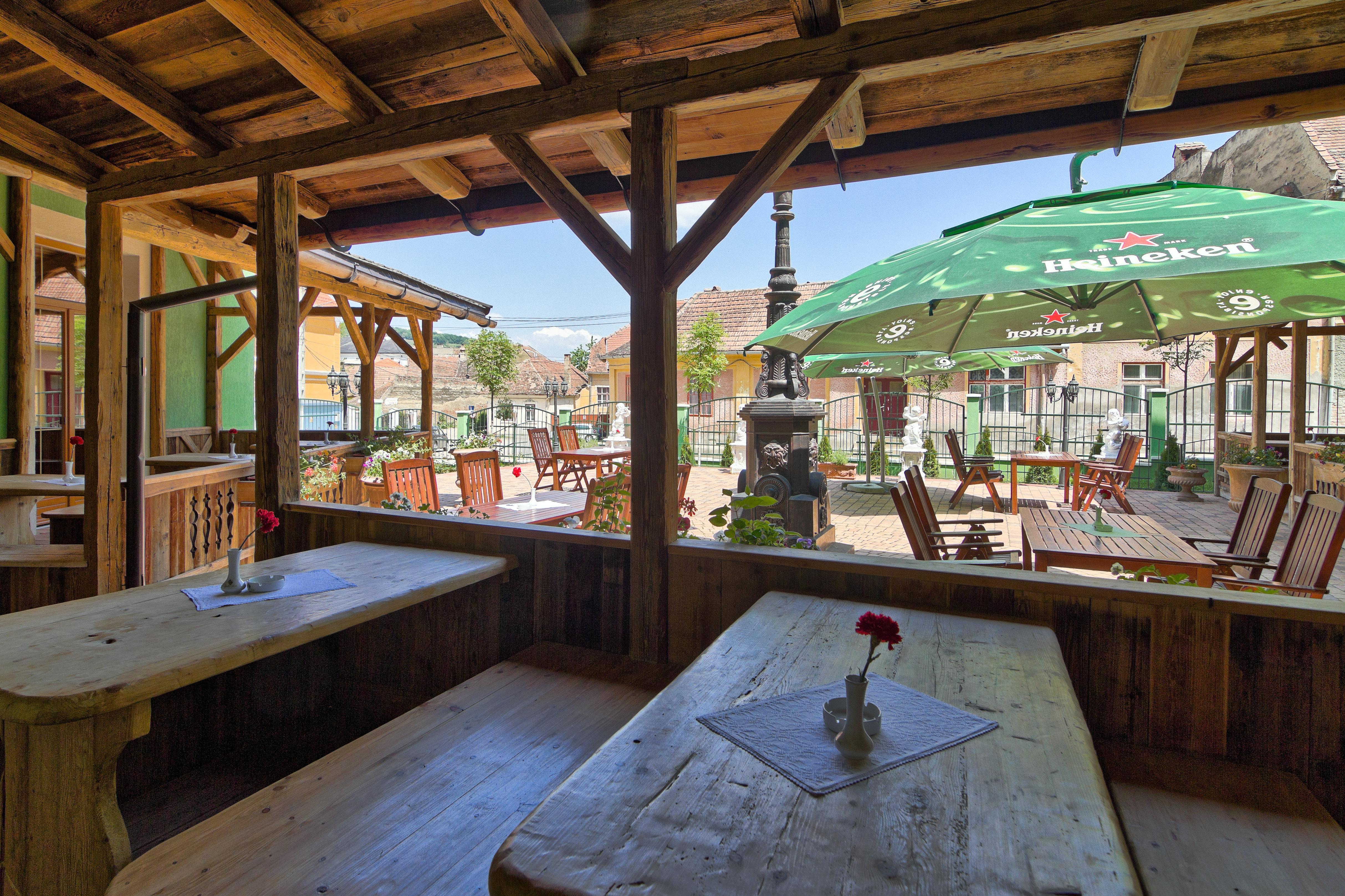 Mercure Sighisoara Binderbubi Hotel & Spa Екстериор снимка