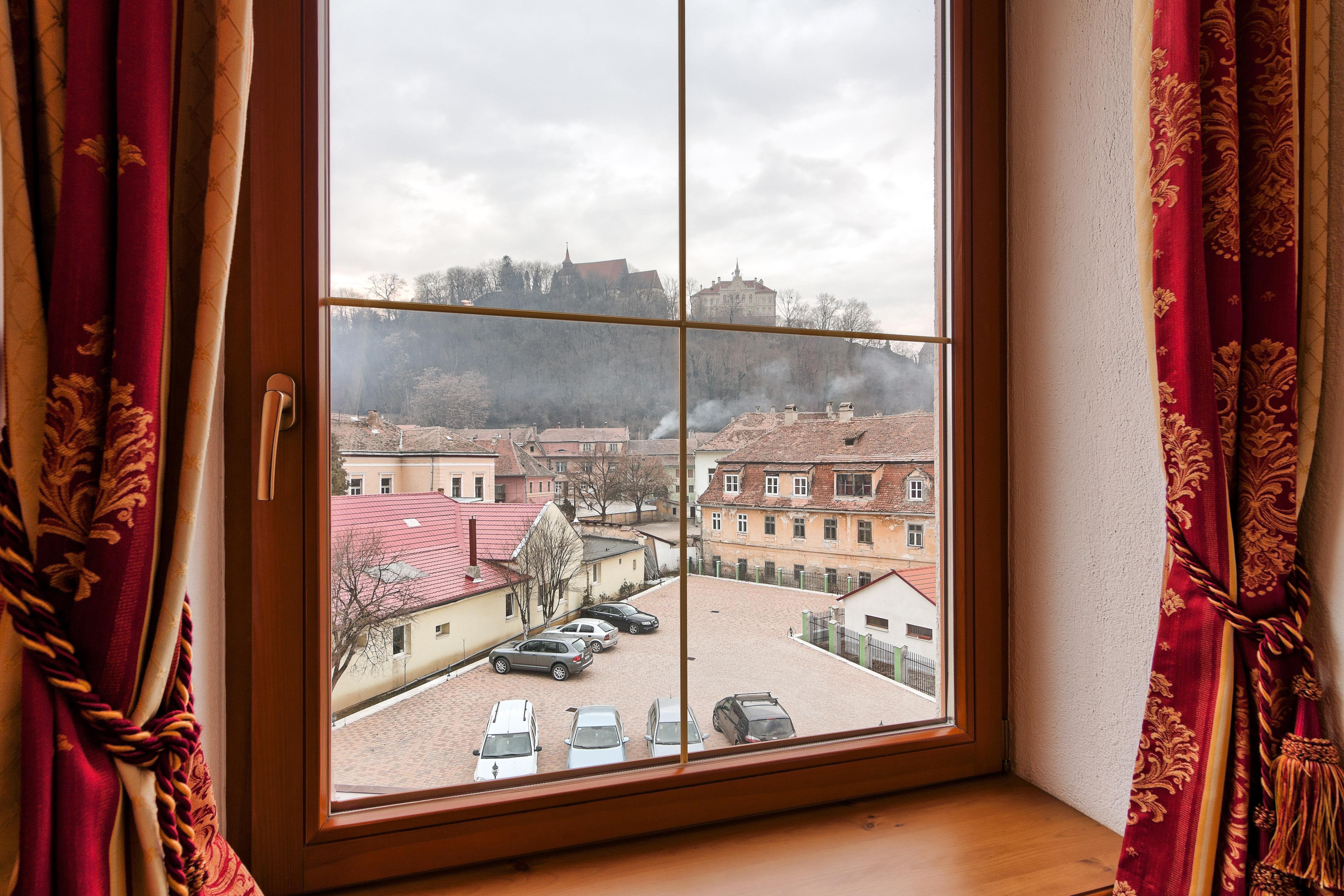 Mercure Sighisoara Binderbubi Hotel & Spa Екстериор снимка