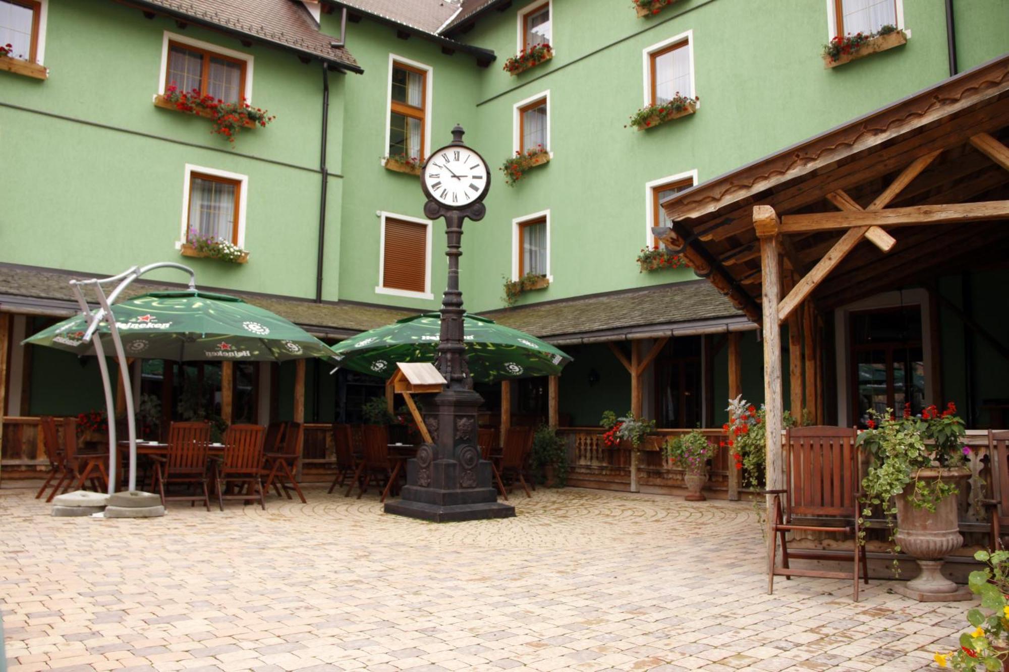 Mercure Sighisoara Binderbubi Hotel & Spa Екстериор снимка