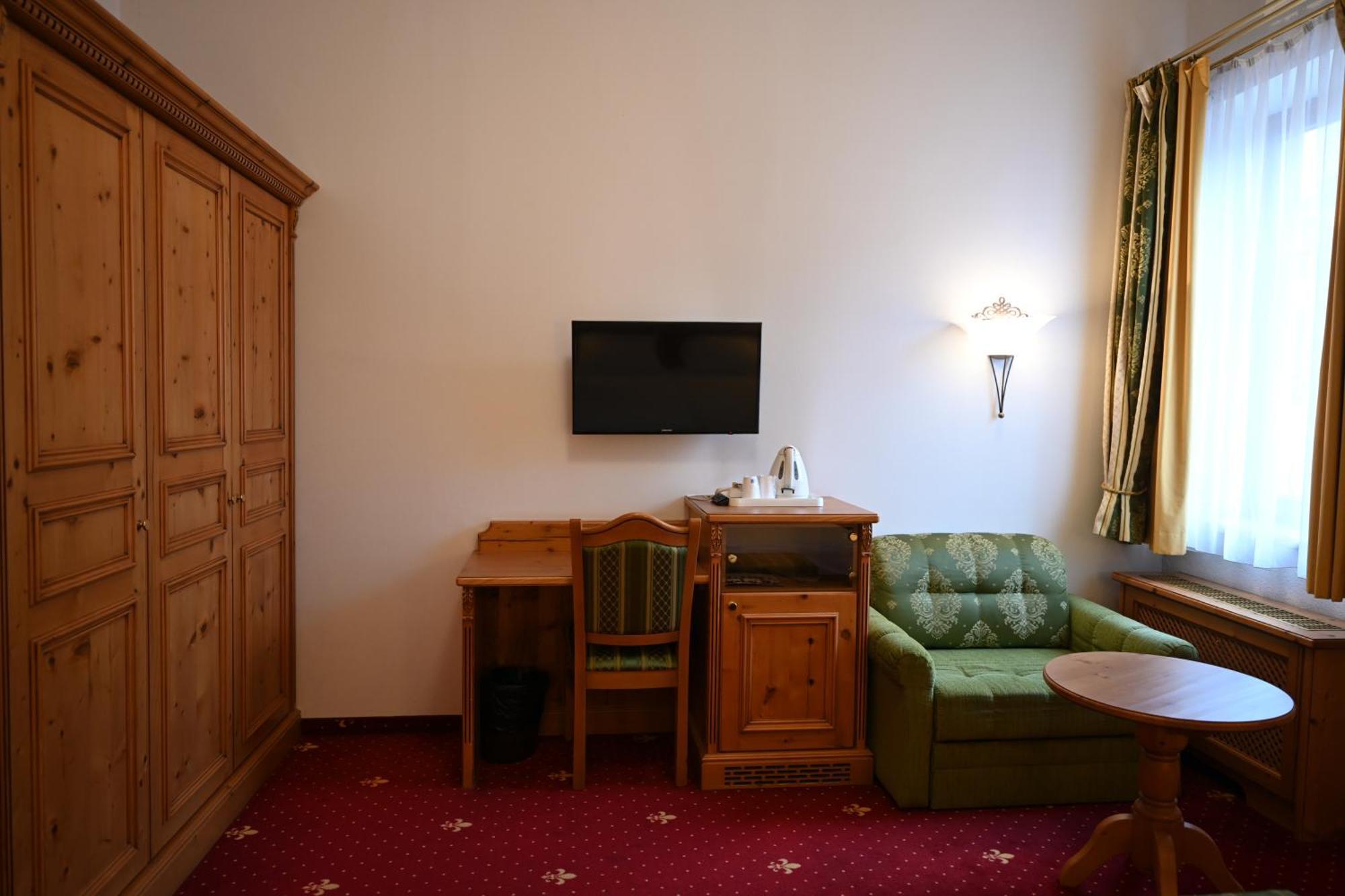 Mercure Sighisoara Binderbubi Hotel & Spa Екстериор снимка